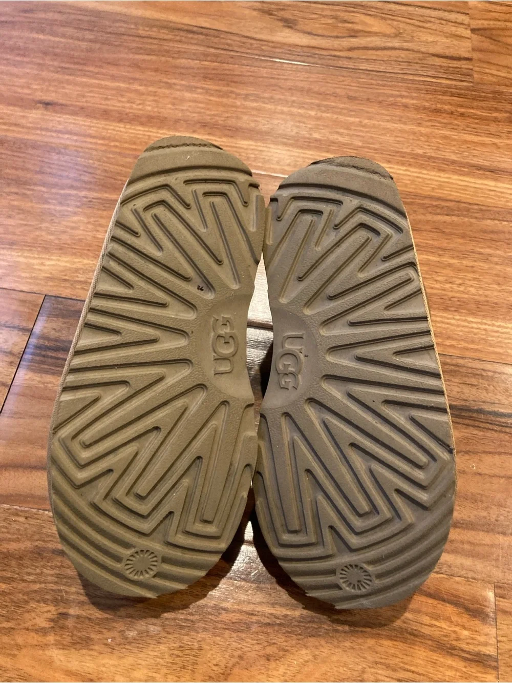 UGG Brand Big Kids 1019066K Tasman Chestnut Shoes Slippers Sandals Size 13